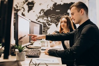 ¿Cuáles son las características que debe tener el software para empresas?